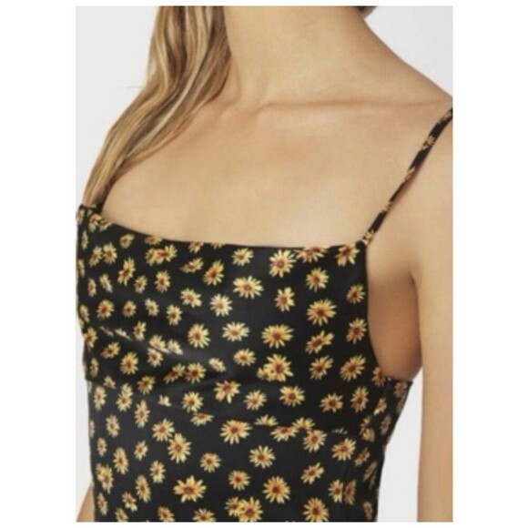 We Wore What Women Spaghetti Strap Cowl Neck Ditsy Dasies Midi Floral Dress 6 - Picture 4 of 15